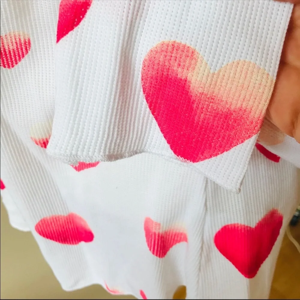 NWT Chaser White with Pink Ombré Hearts Thermal Knit Crew Neck Long Sleeve Shirt - Picture 8 of 15